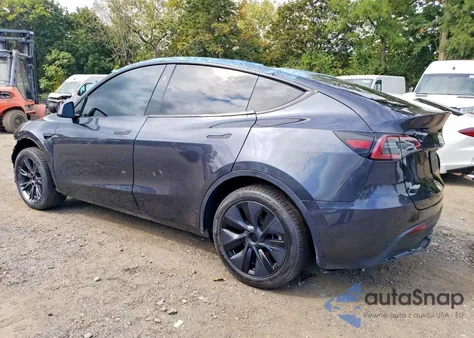 2025 Tesla Model Y z USA, uszkodzony, nr VIN 7SAYGDEE0SA367575